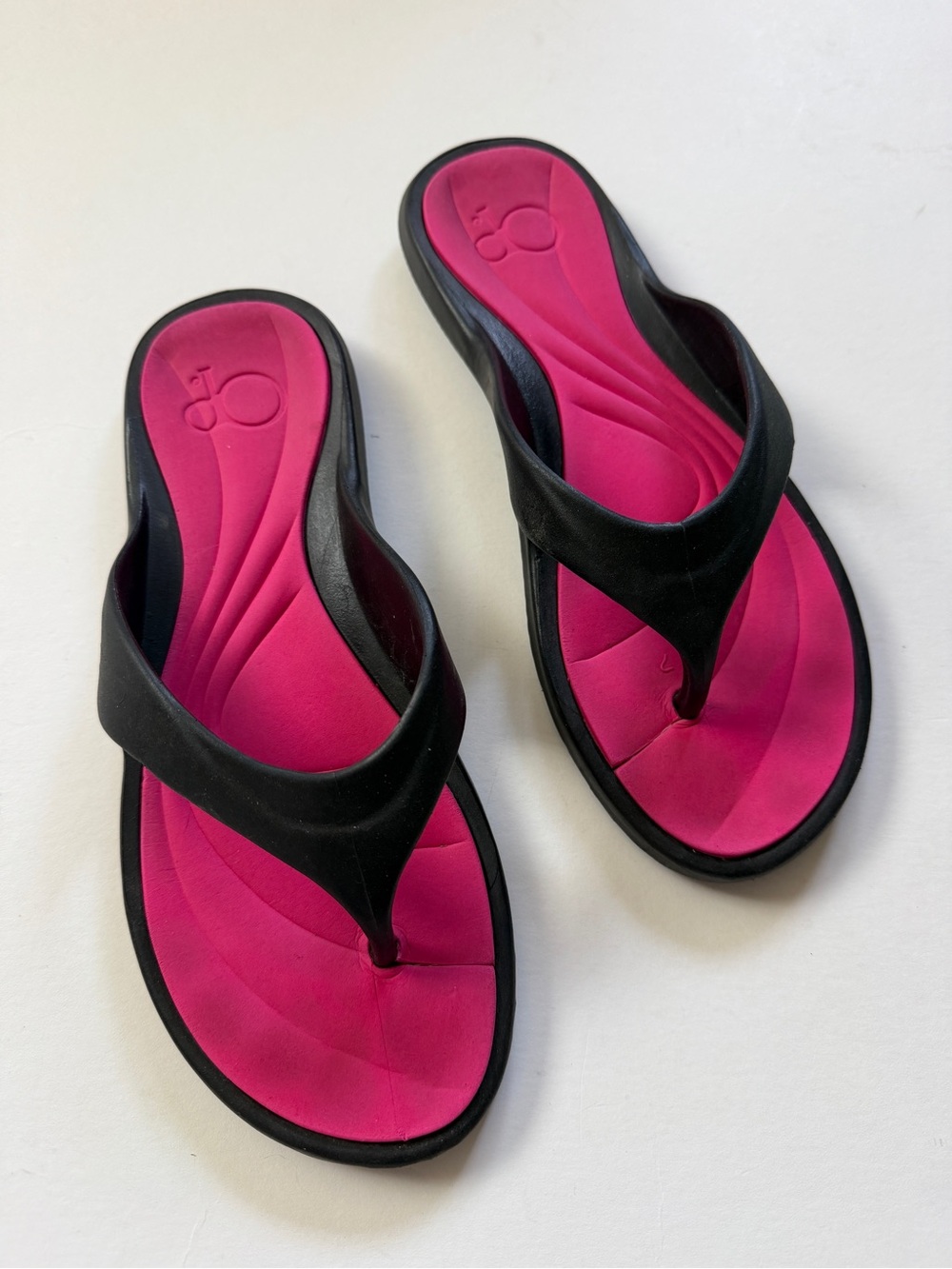 OP Black Flip Flop Sandals with Hot Pink Footbed